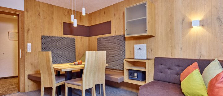 APARTMENT 2
